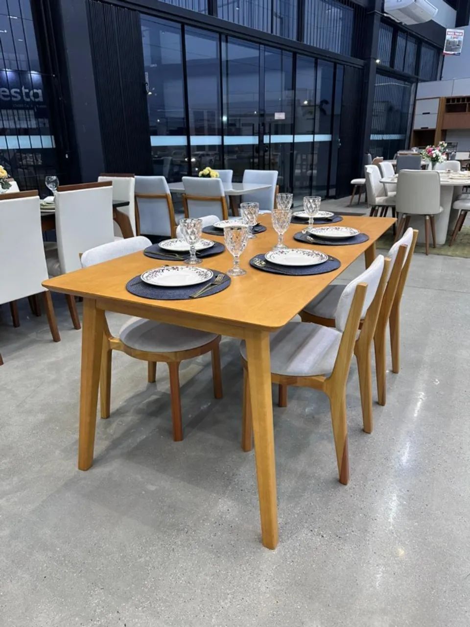 MESA DE JANTAR NO BOLETO - Foto 3