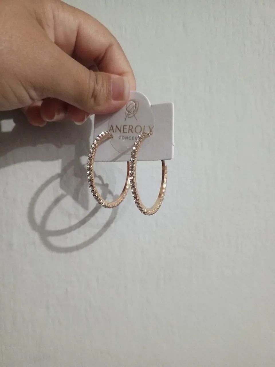 Argola com strass