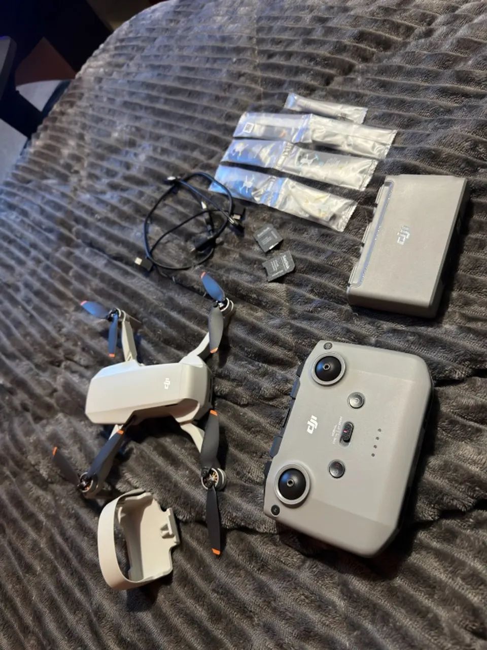Drone DJI MINI 4K Fly more combo - Foto 4