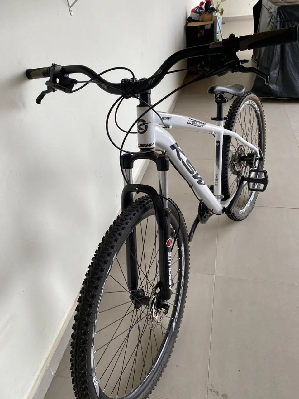 Bicicleta KSW aro 29 branca