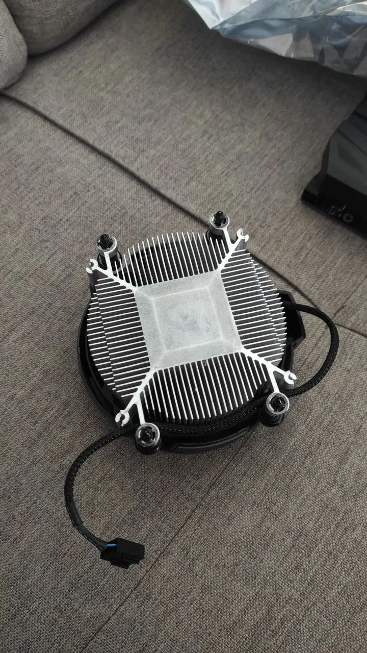 Processador Ryzen 3 3200G + cooler (na caixa) - Foto 5
