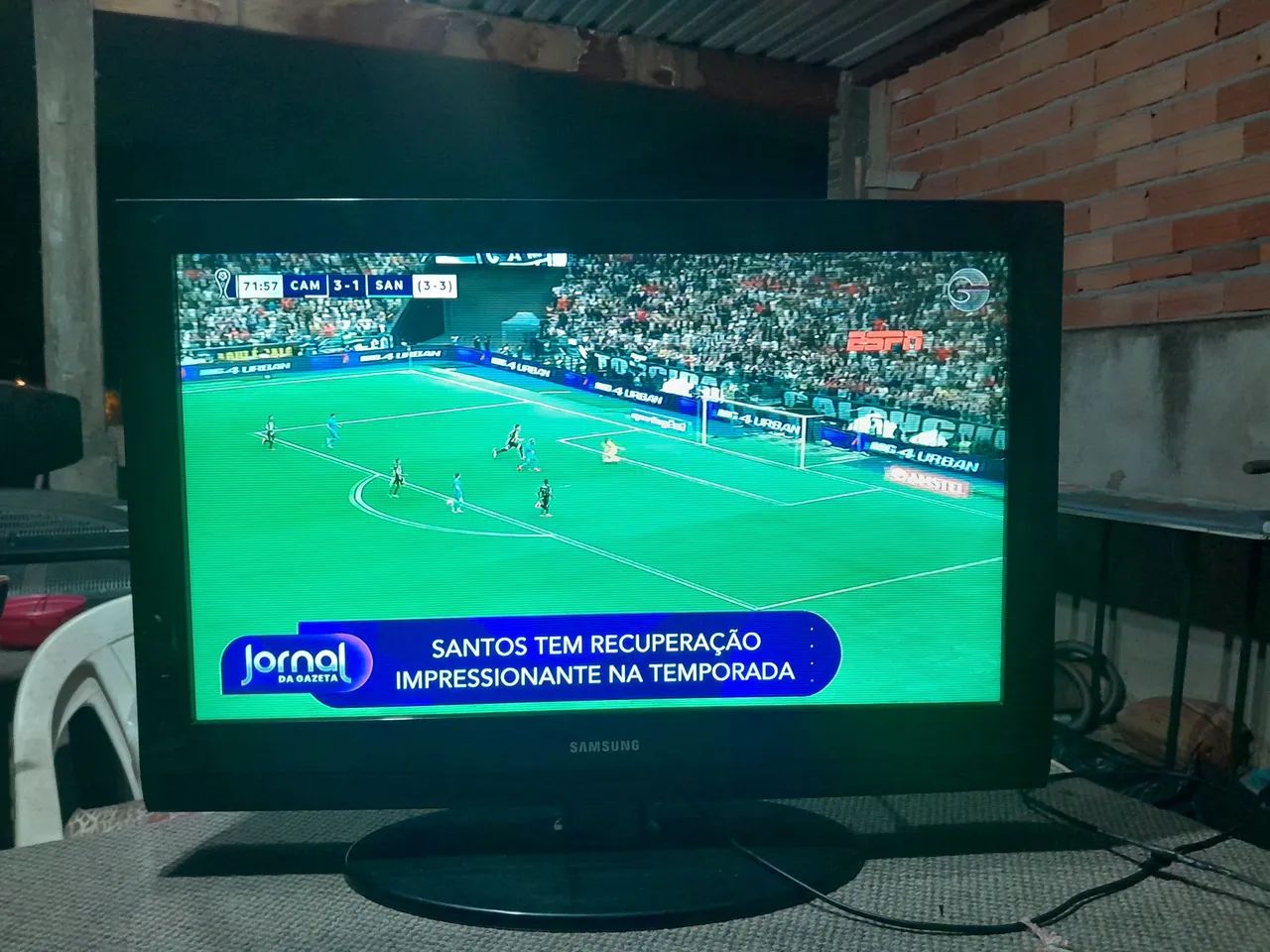 Tv Samsung 32 com defeito  - Foto 5