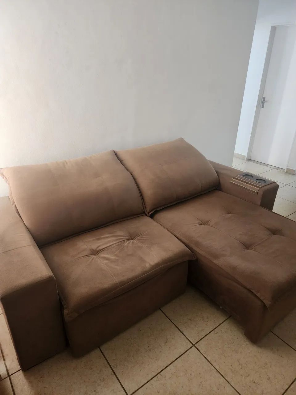 Sofá Retrátil e Reclinável Grande - Foto 2