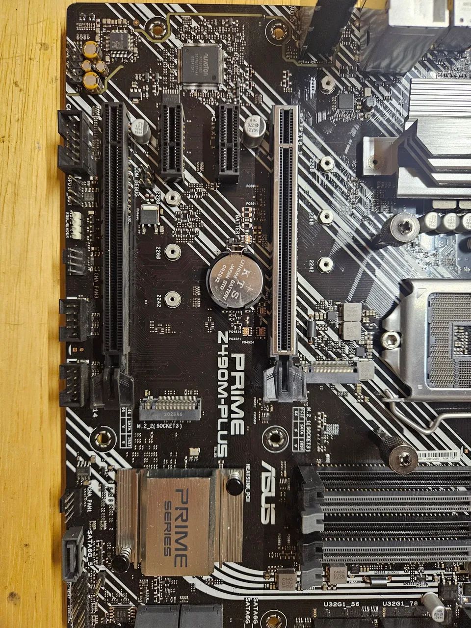 Placa mãe asus prime z490m plus - Foto 3