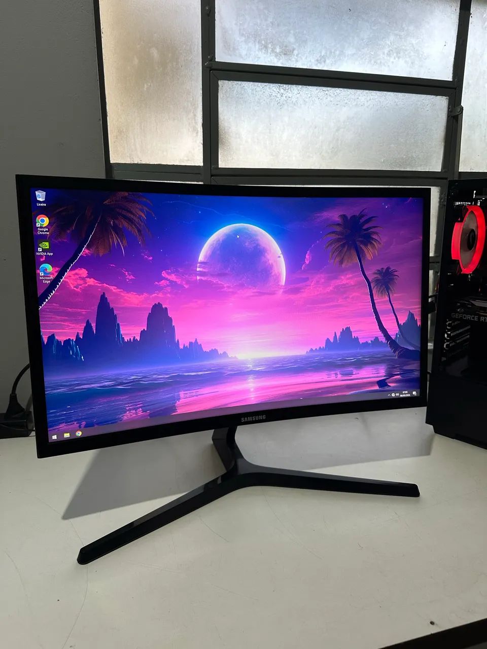 Monitor Gamer 144hz curvo - Foto 3