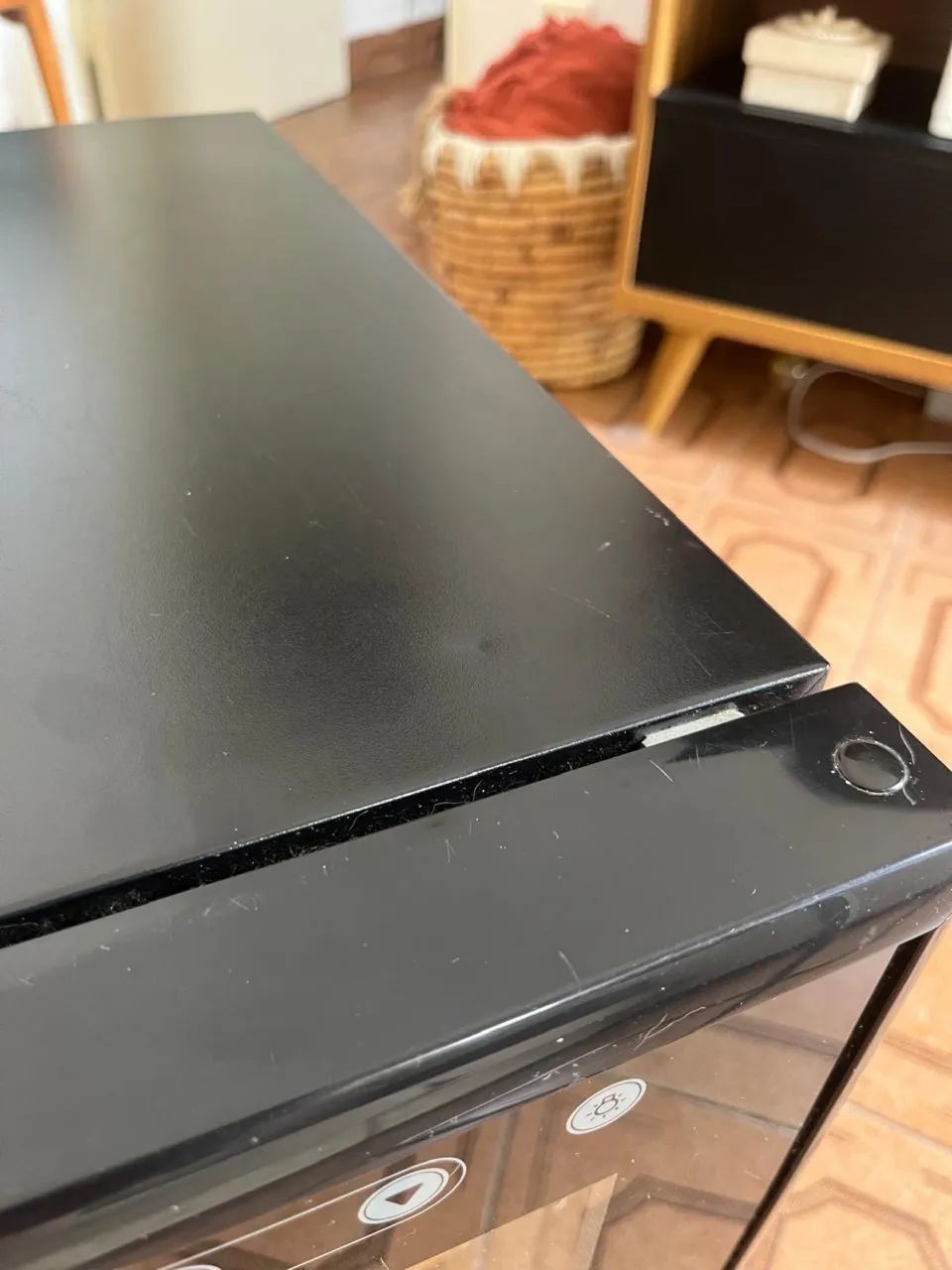 Adega Continental 8 garrafas 220v - Foto 4