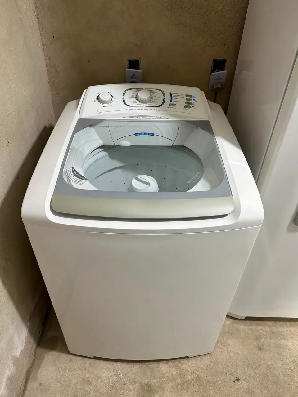 Máquina de lavar Eletrolux 12 quilos  - Foto 3