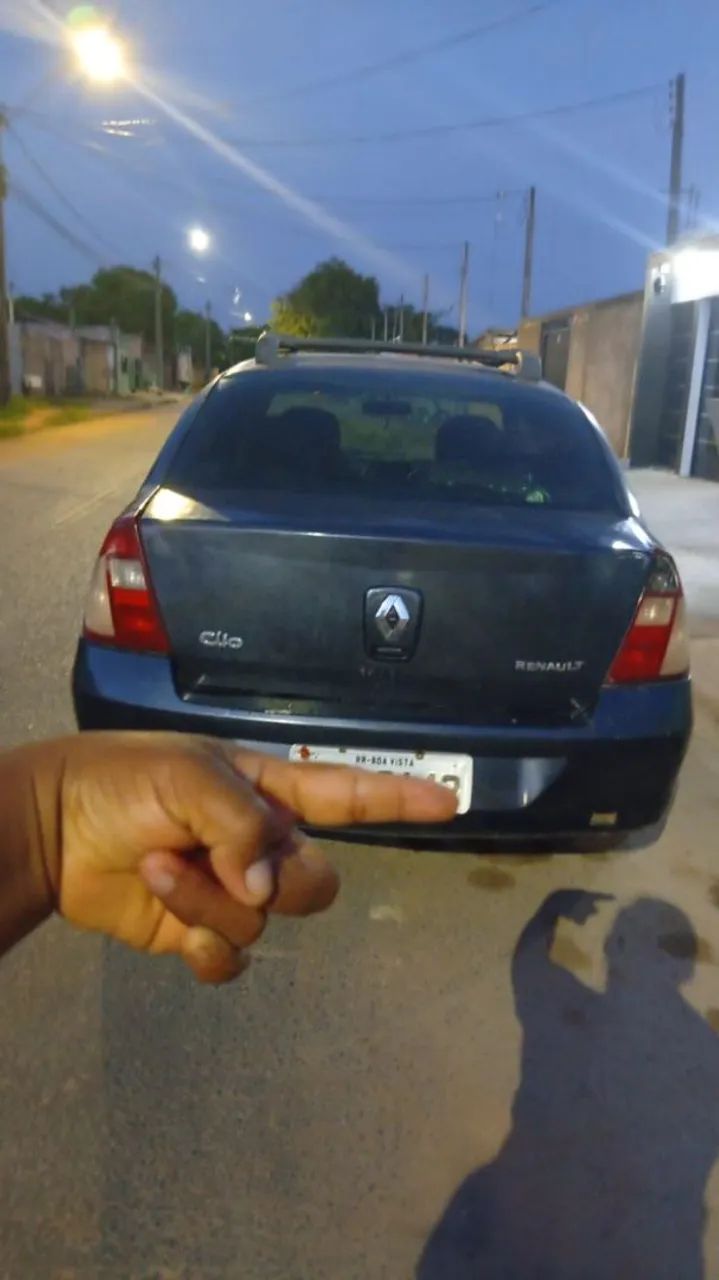 Renault Clio Sed. Authentique Hi-flex 1.0 16V 4P 2006 - Foto 4
