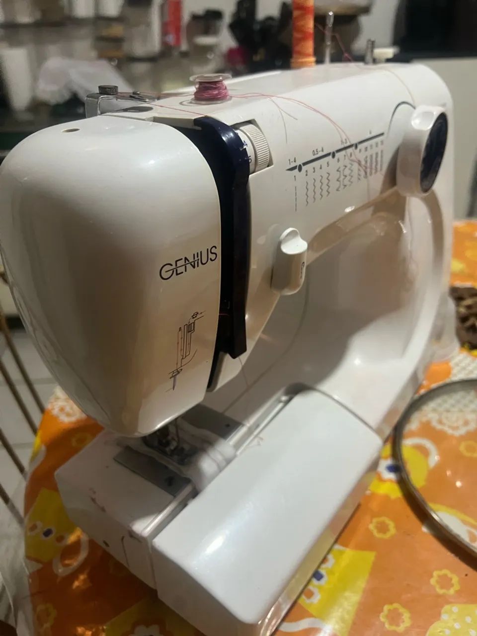 Máquina de costura - Foto 4