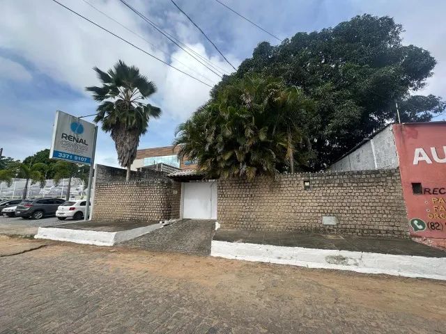 Casa c/ Terreno de 1.010m² - Área Comercial Barro Duro - Foto 2