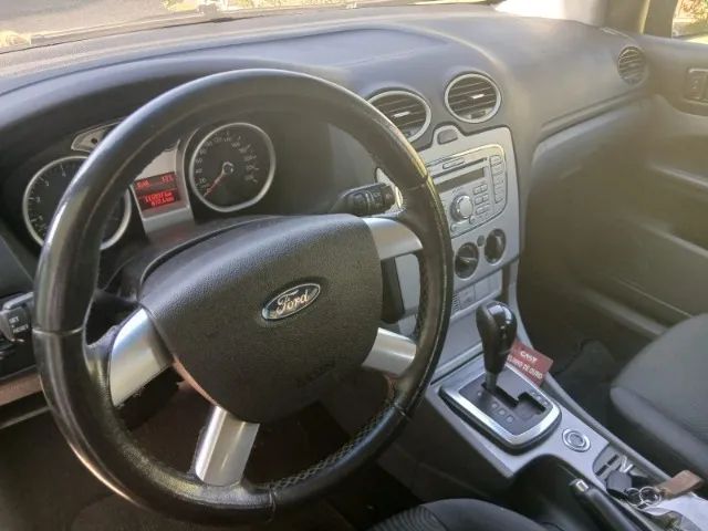 Ford Focus Focus 2.0 16V/SE/SE Plus Flex 5p Aut. 2013