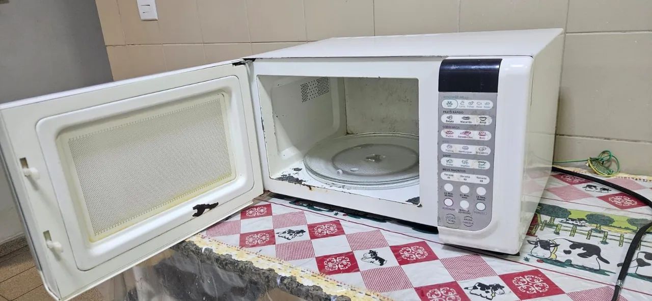 Microondas Electrolux 23L 110v - Foto 4
