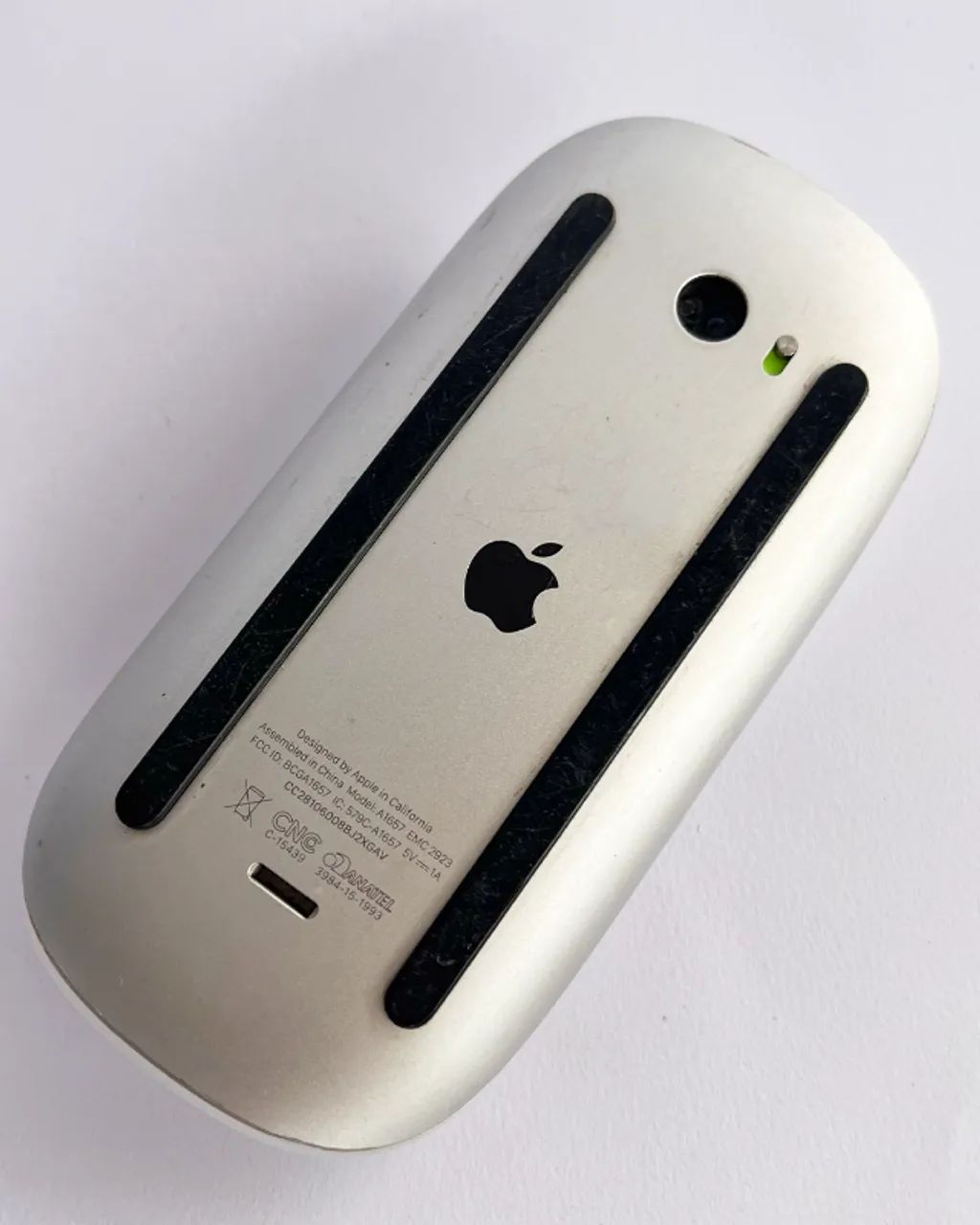 Apple Magic Mouse 2 Modelo A1657 - Periféricos e Acessórios de
