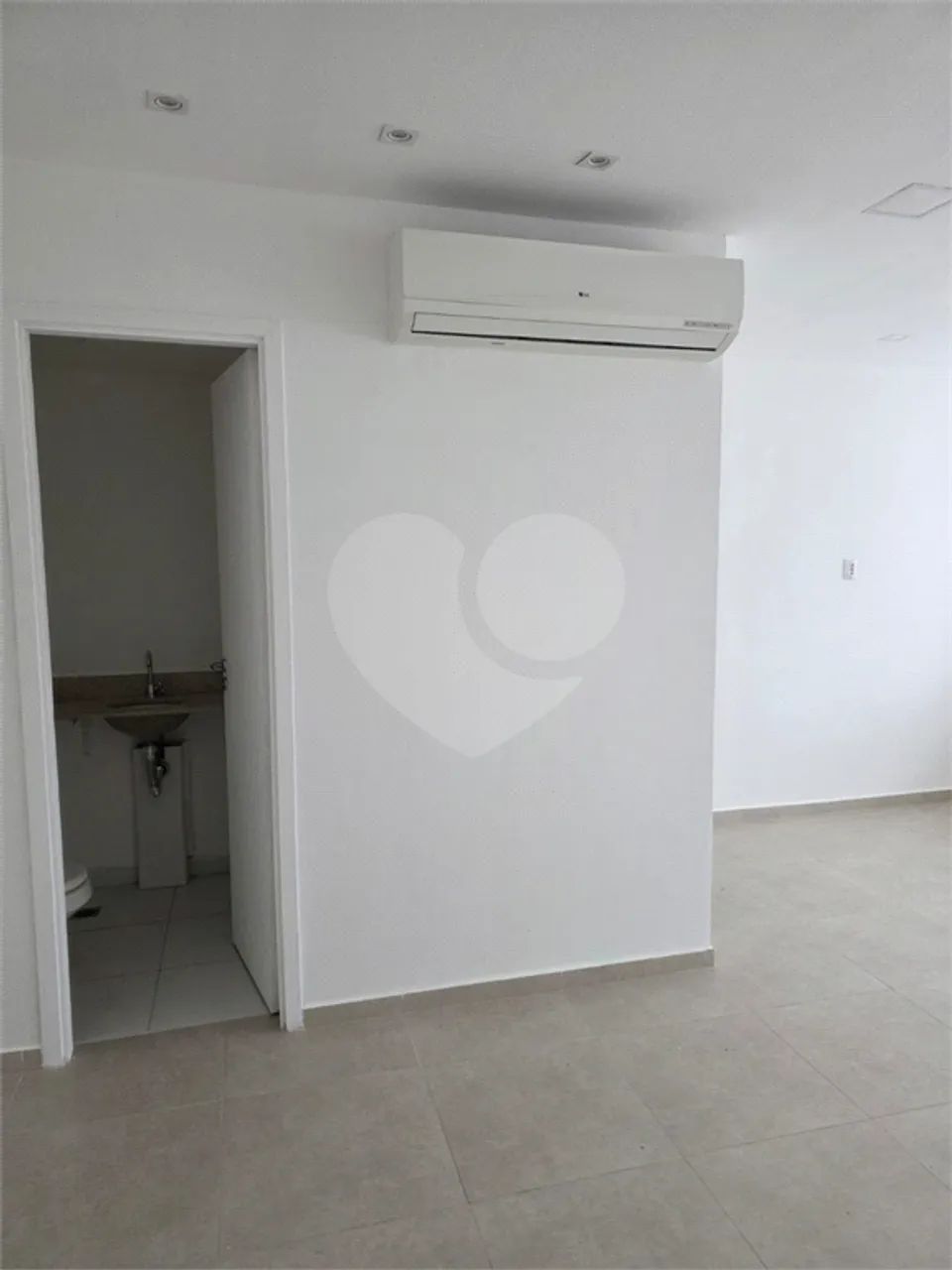 Sala comercial de 38m² no Helbor Concept Office