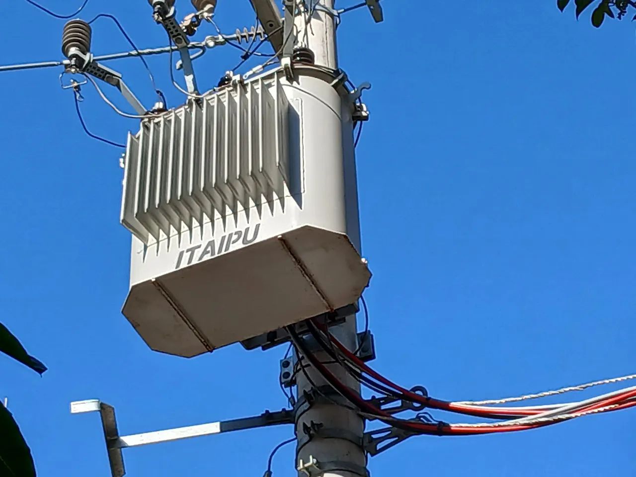 Eletricista Residencial/ Comercial 