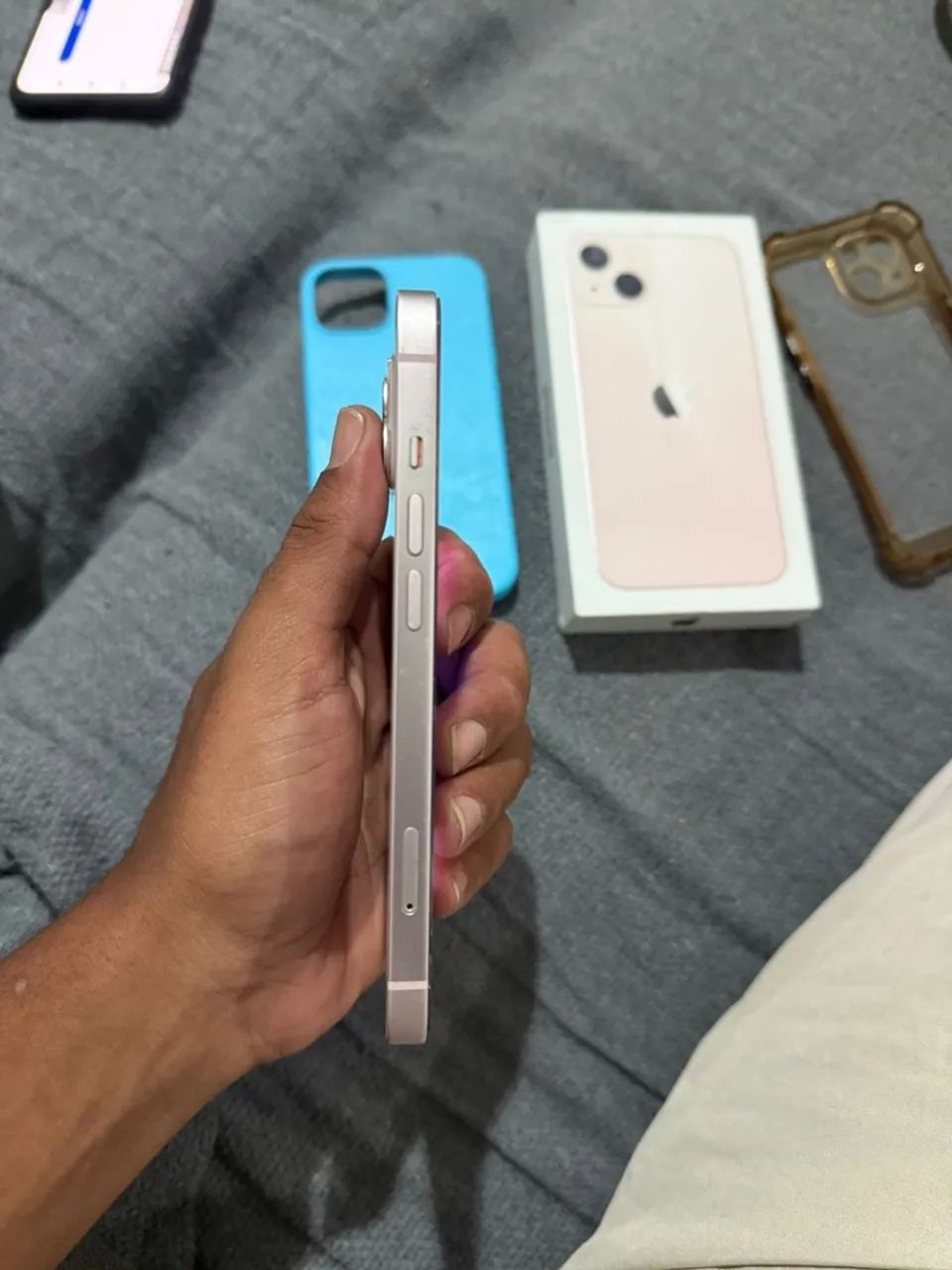IPHONE 13 128GB SEM MARCAS DE USO E NA CAIXA - Foto 3