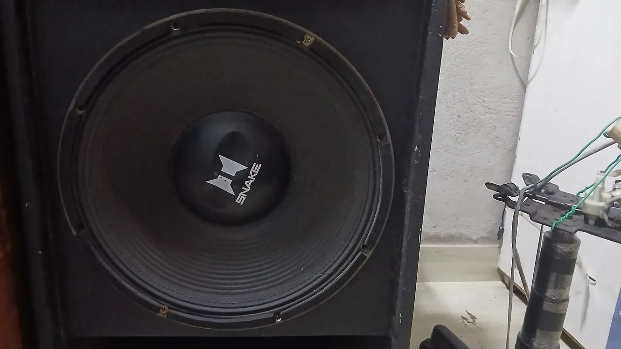Uma caixa de som com um alto falante snake de 15 polegadas de 450 rms + um box  twitter me - Foto 4