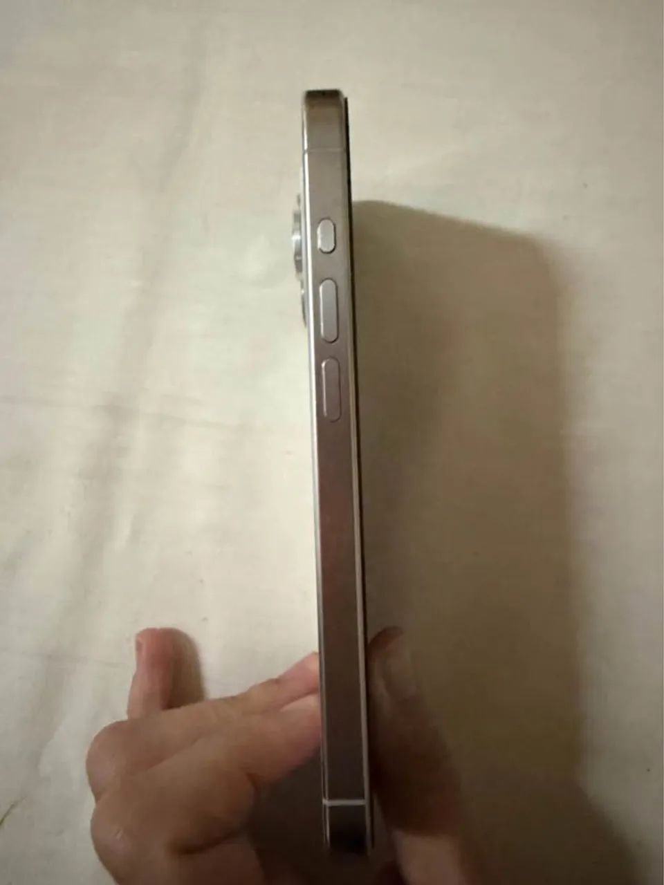 iPhone 15 Pro 256GB Titânio Branco - Impecável + Caixa + Acessórios - Foto 3