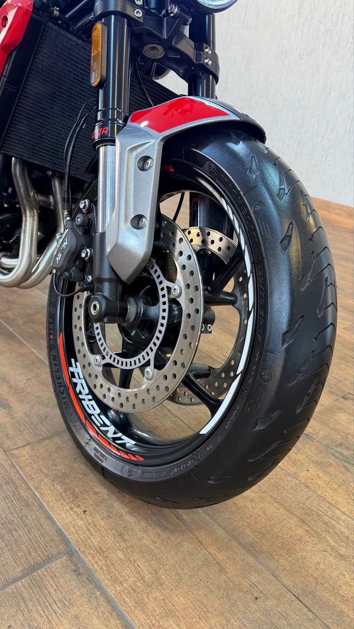 TRIUMPH TRIDENT 660 2023 - Foto 5