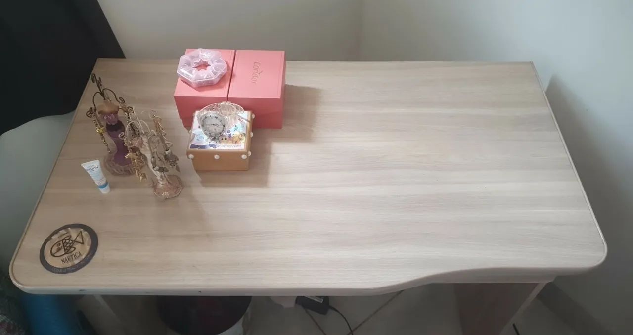 Escrivaninha  - Foto 3