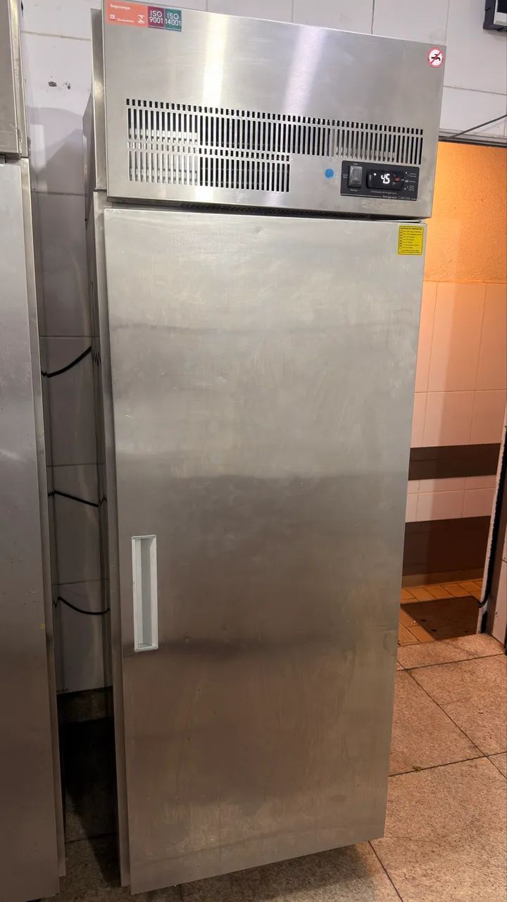 Geladeira vertical inox cozil - Foto 5