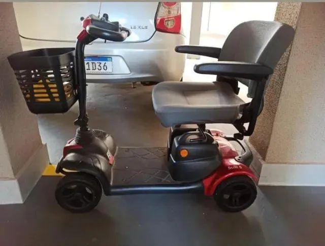 Sooter elétrica vermelha