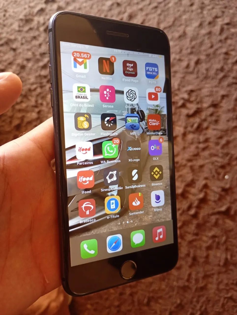 iPhone 8 Plus 