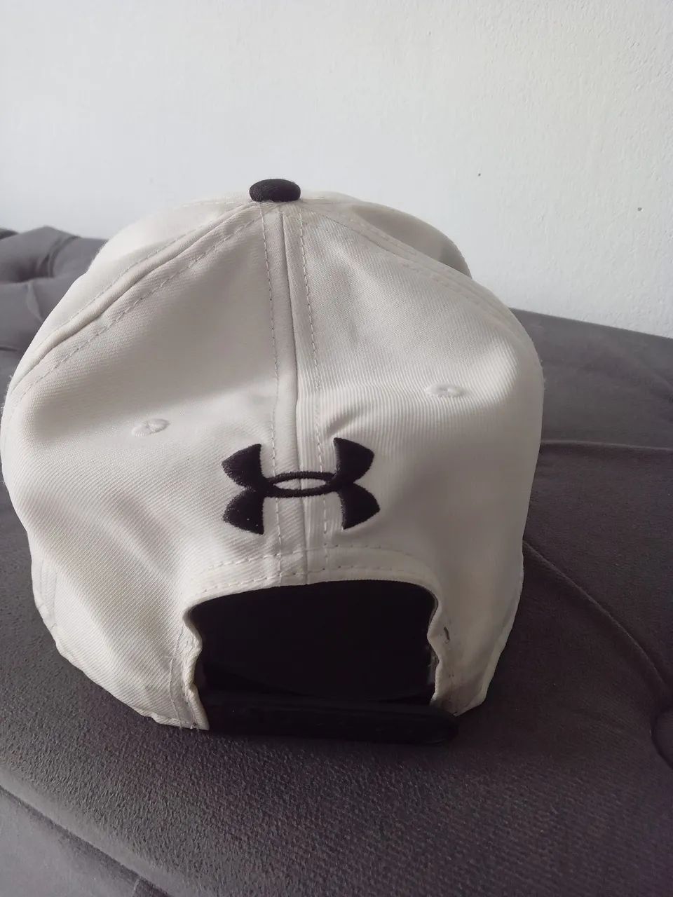 Boné SPFC ORIGINAL UNDER ARMOUR - Foto 2