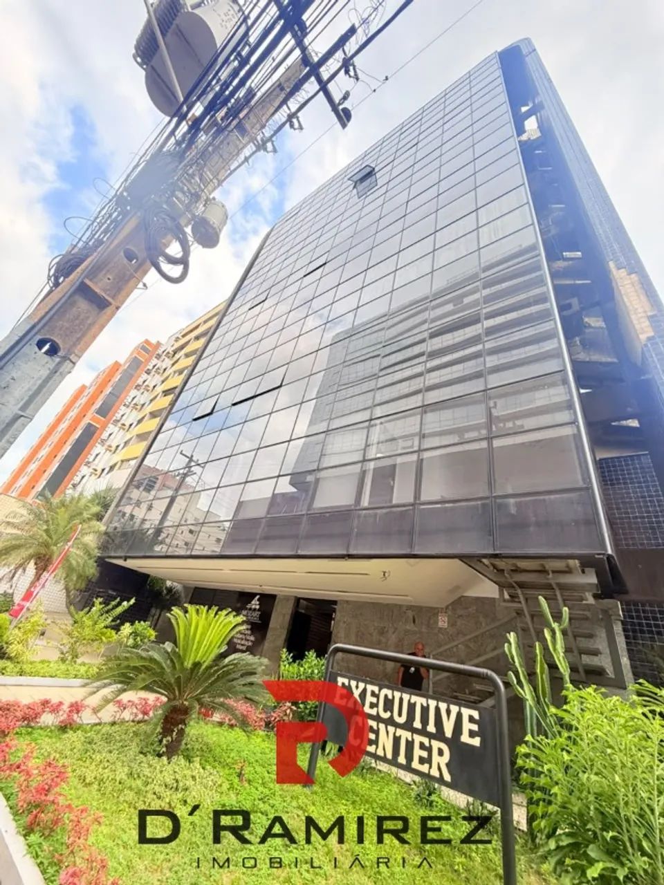 Ed. Executive Center - Sala 70m² - Renascença - Prédio com Elevador
