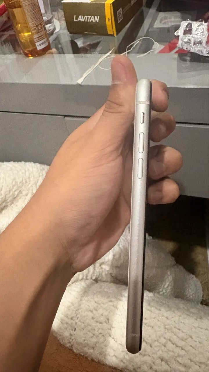 ? iPhone 11 Branco ? 128GB  - Foto 2