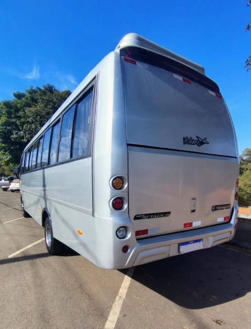 Vendo micro ônibus Volare 2020(entrada 32 mil) - Foto 5
