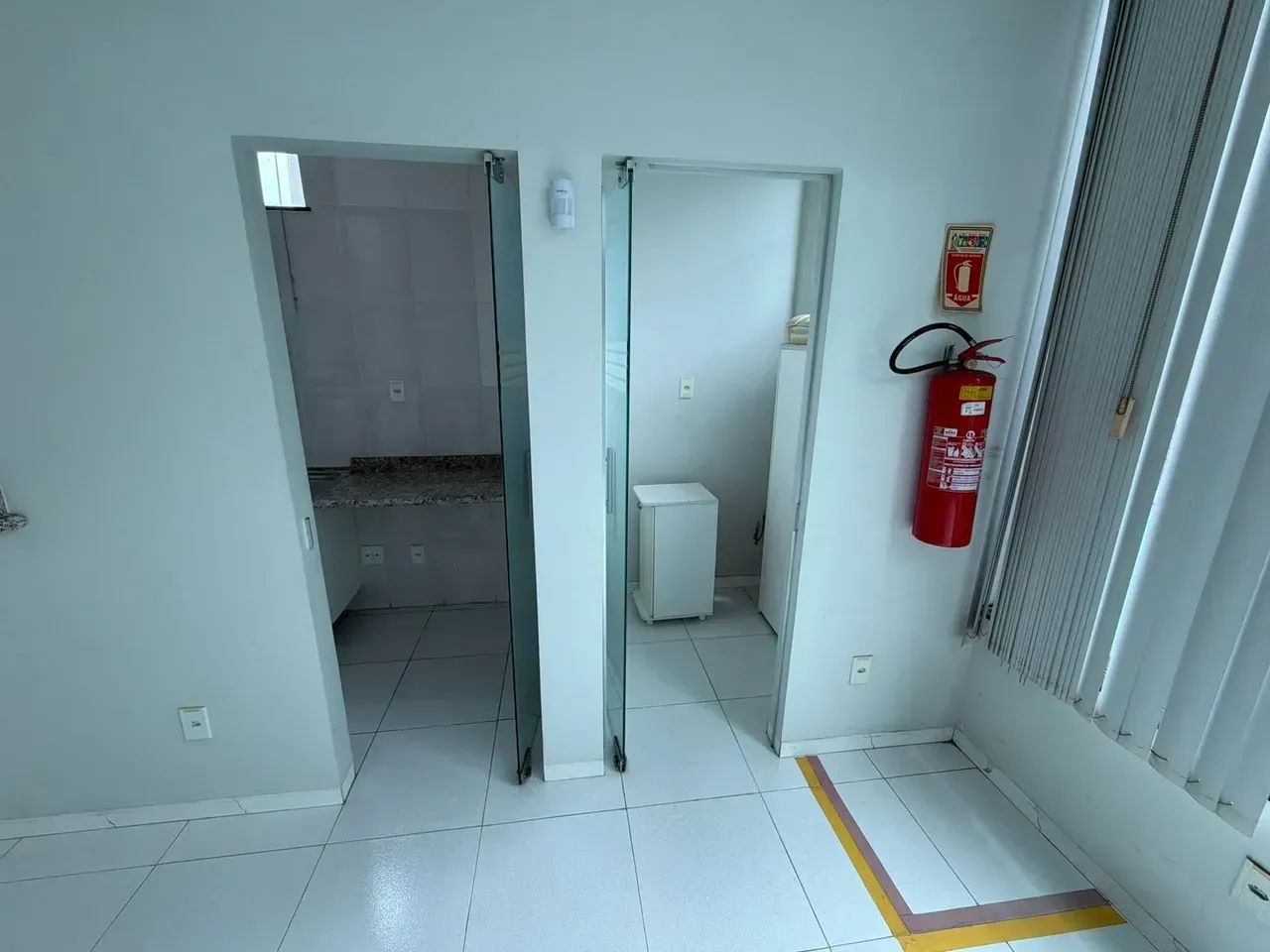 Chapada / Sala Comercial 65m2 / 9 8 1 0 6 32 3 1 - Foto 2