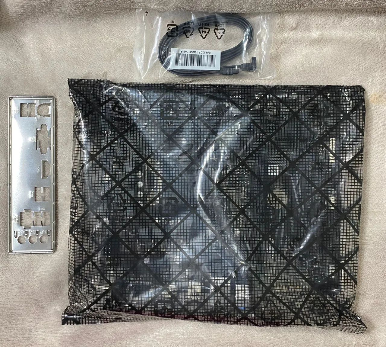 Placa Mãe Gigabyte H510M H (Suporta Intel de 10ª e 11ª Geração)