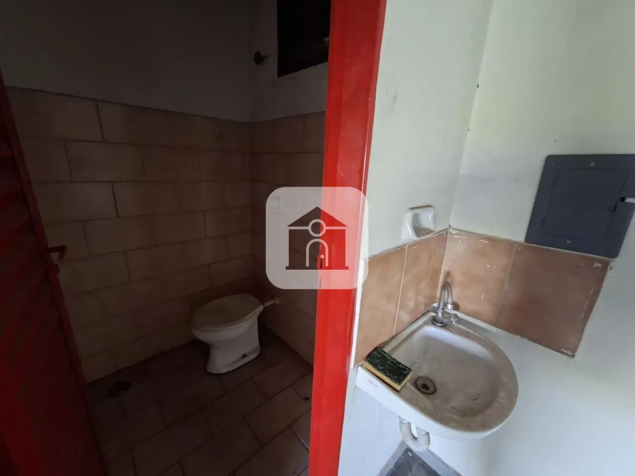 Cômodo Comercial para locação no bairro Brasil - Foto 5