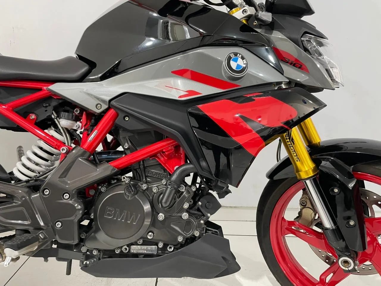 G 310 R 2024 - 1511021400 | OLX