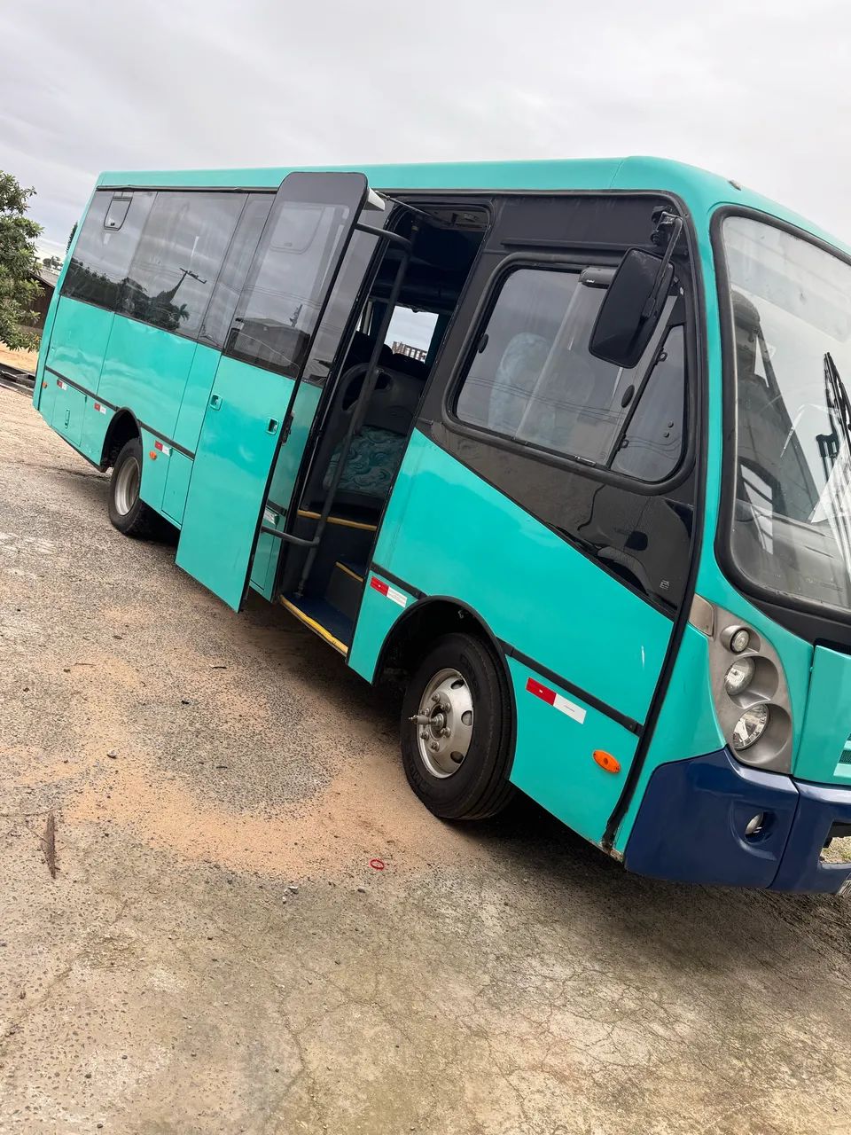 Micro ônibus 24 lugares Induscar - Foto 2