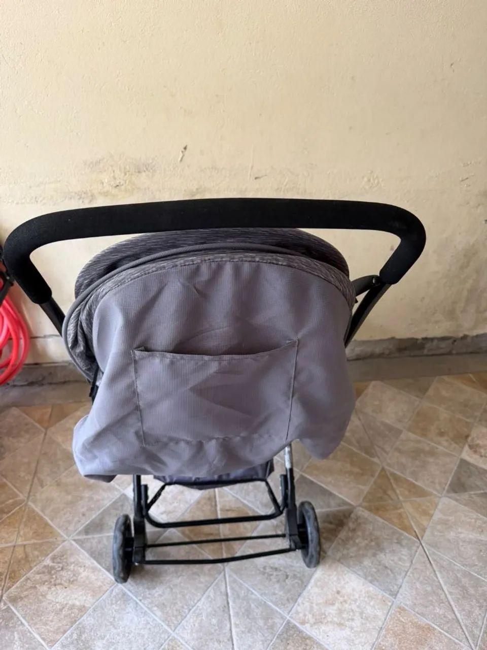 Vendo carrinho e bebe conforto  - Foto 3
