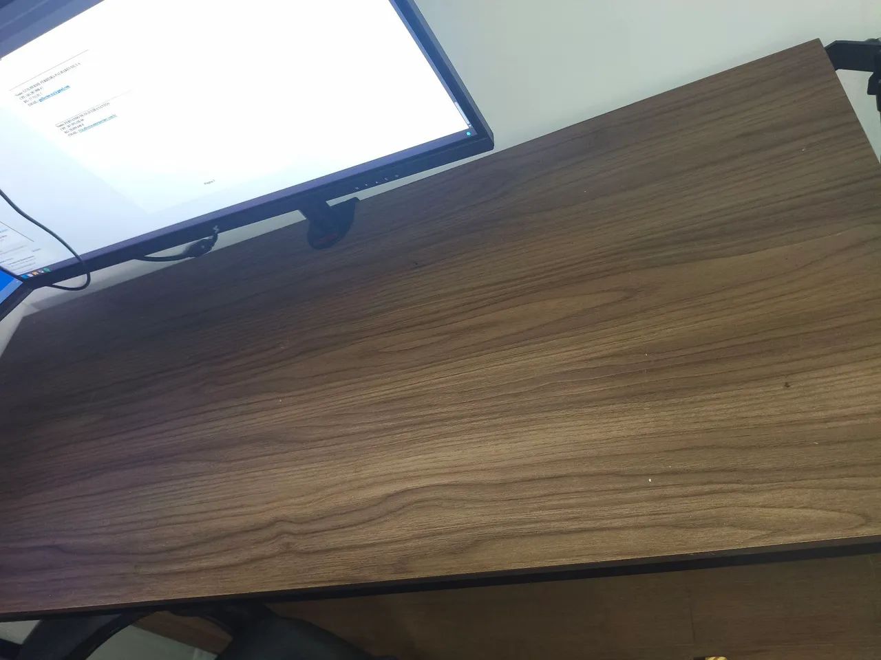 Mesa escritorio 135 x 55cm - Foto 2