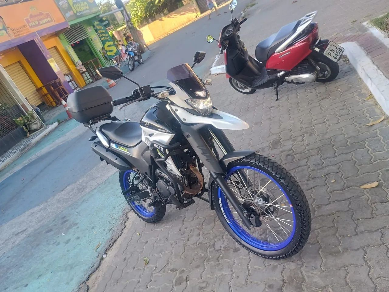 Lander 250, ano 2019/2020 - Foto 5
