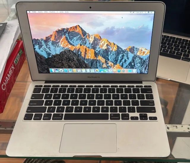 MacBook Air 2015 Bom estado usado 