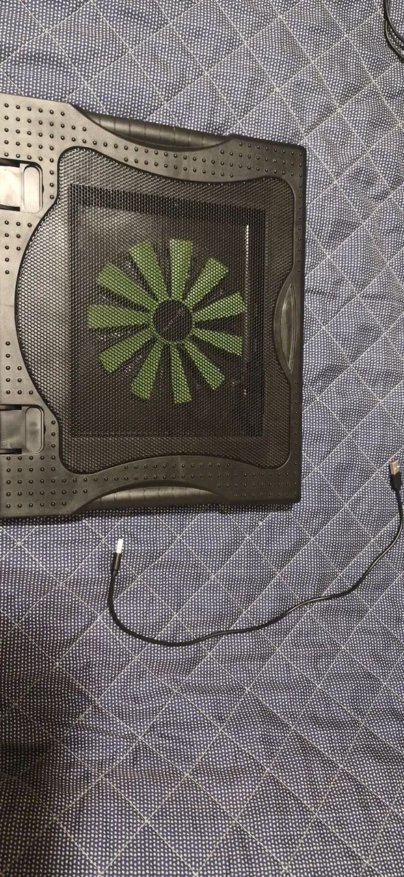Suporte pra notebook com cooler e webcam