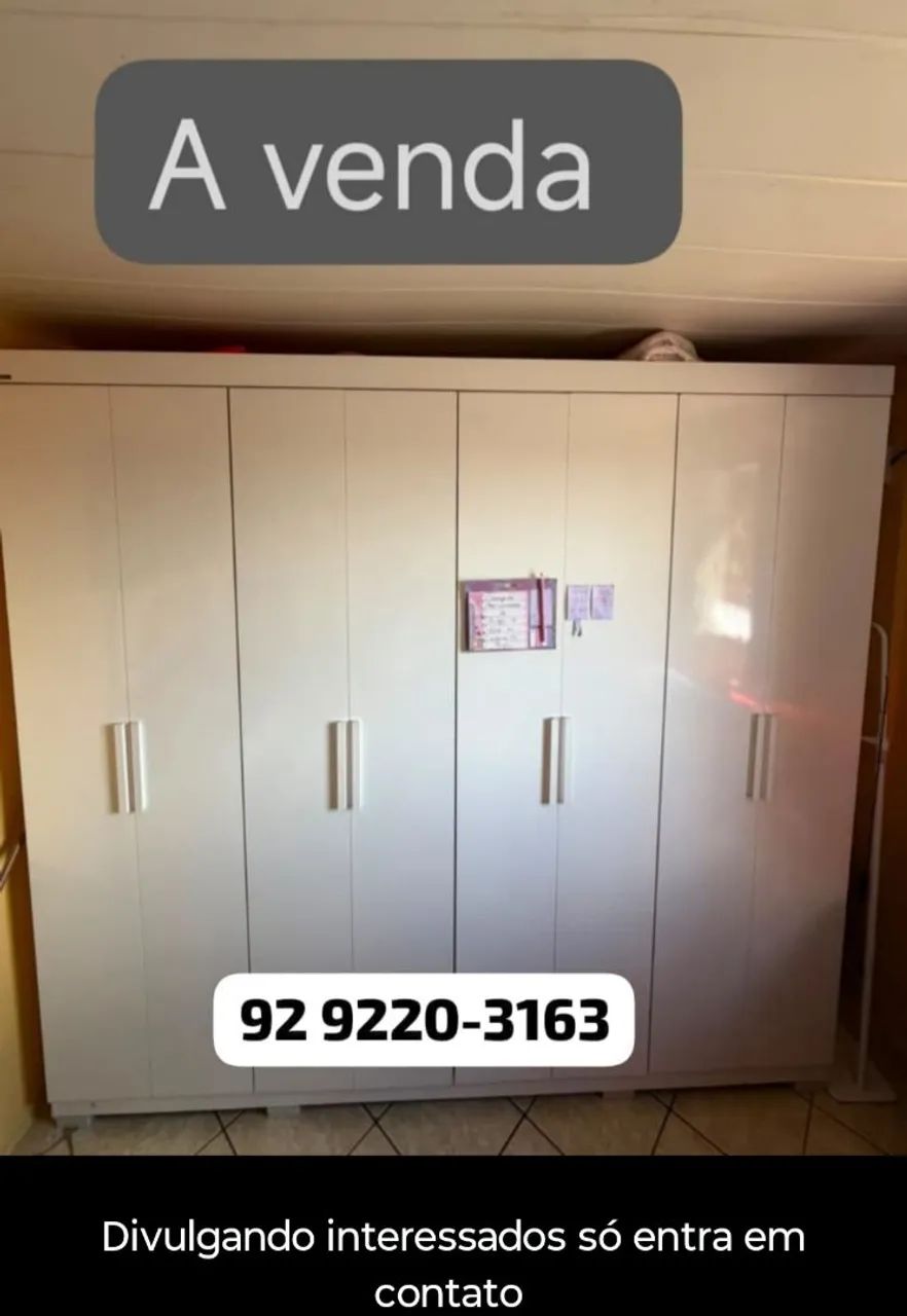 Guarda-roupa semi novo 