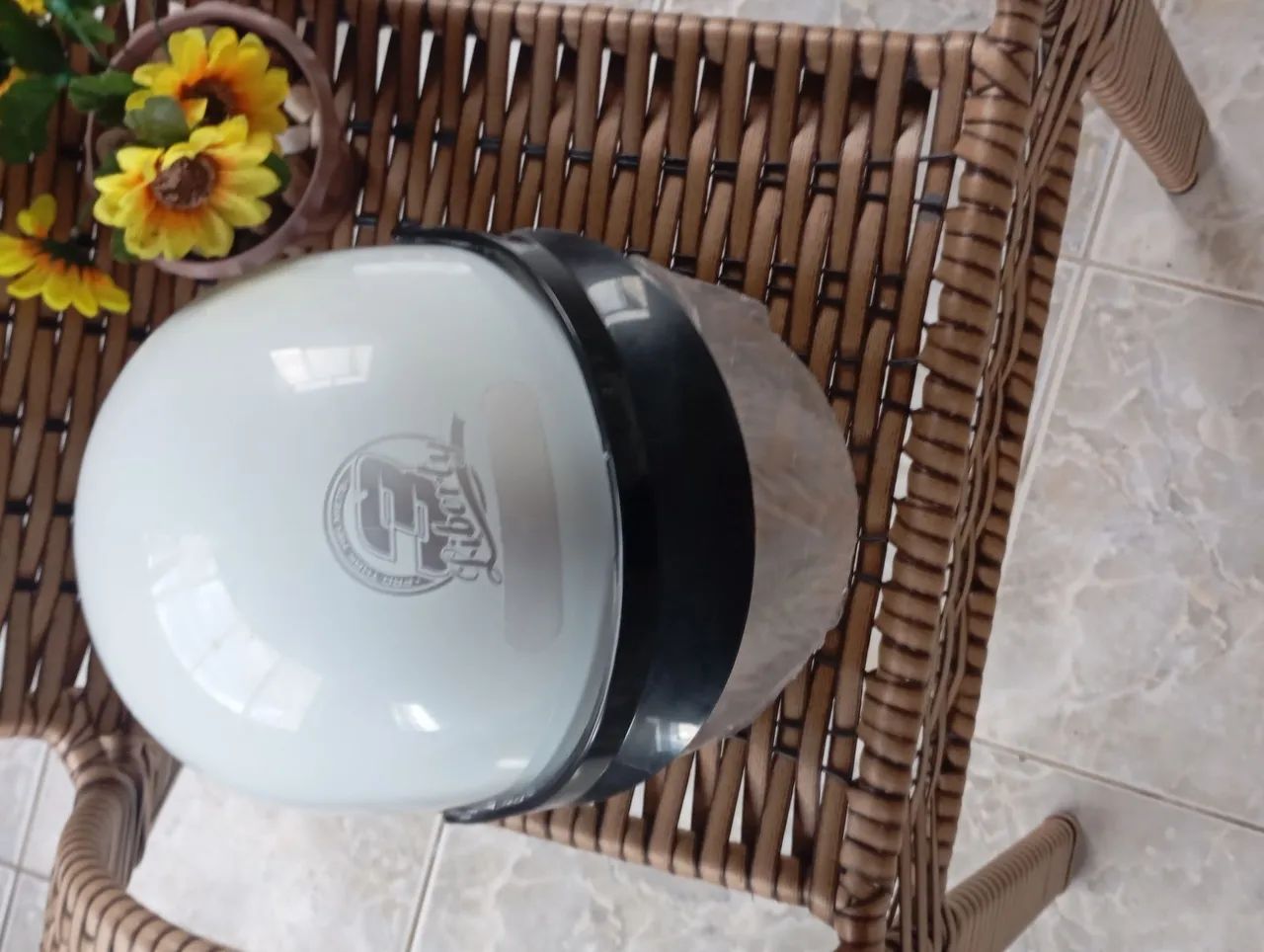 Capacete novo - Foto 3