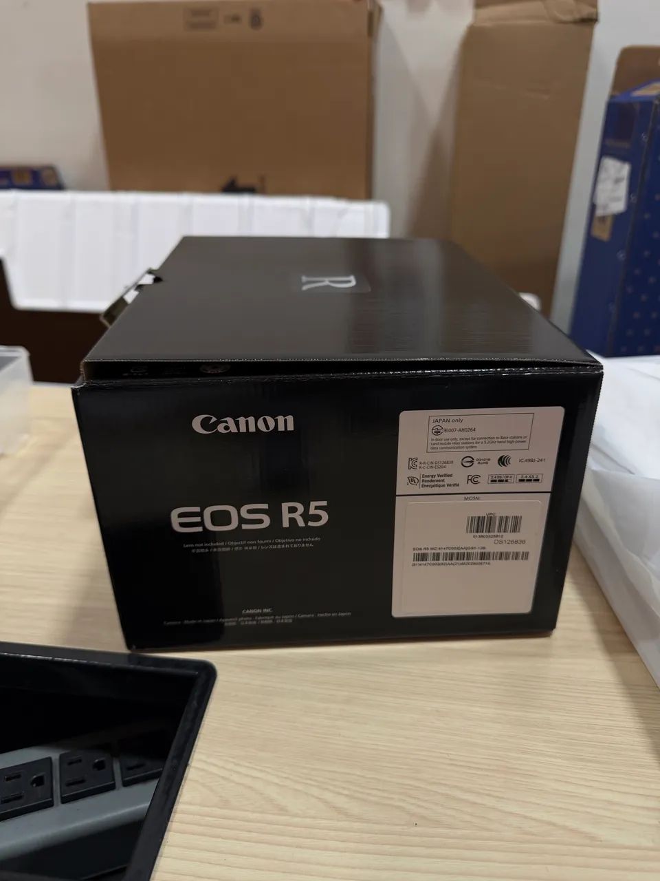 Canon EOS R5