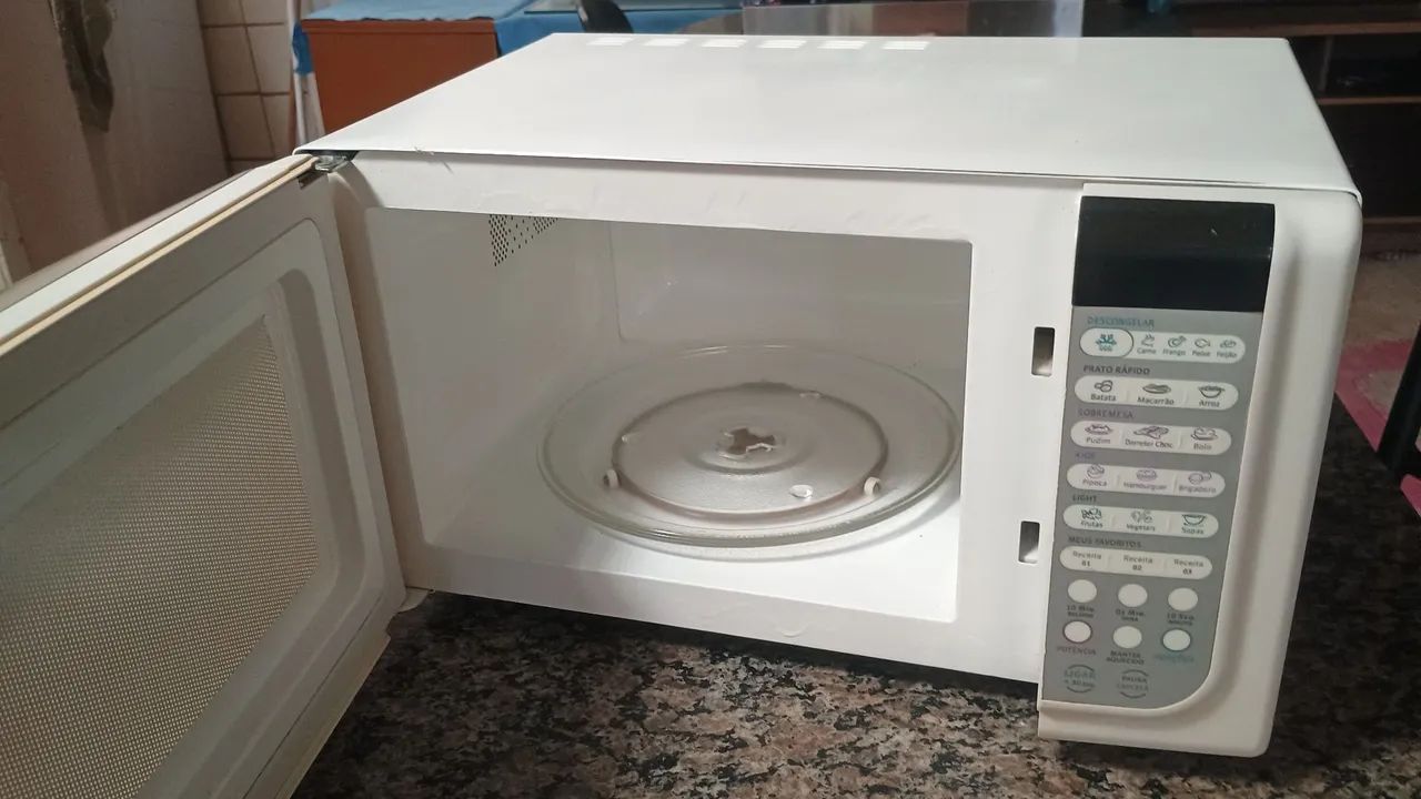 Microondas Electrolux 23-Litros Usado  - Foto 4