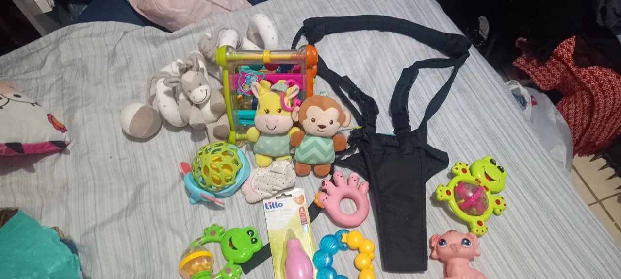 Brinquedos de bebê lote