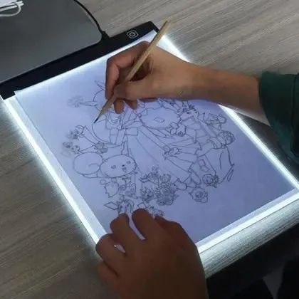 Mesa de Desenho Digital com Iluminação LED A4