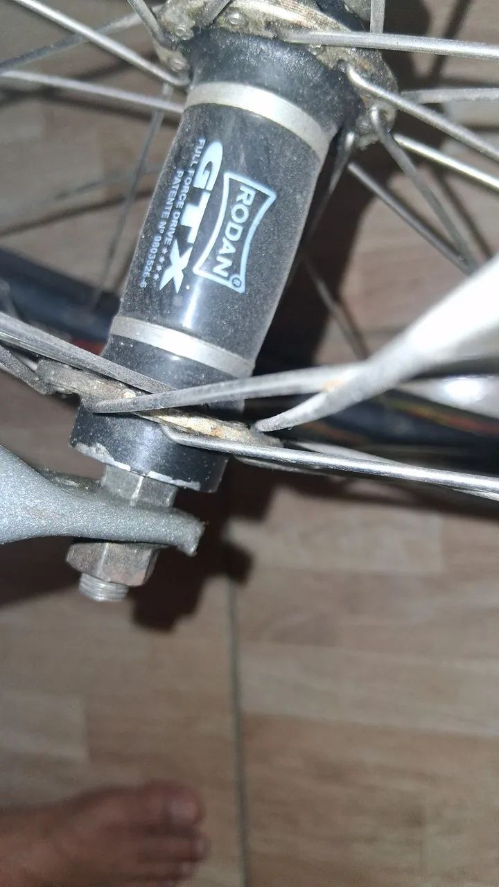 Bicicleta mtb  21v aluminum - Foto 4