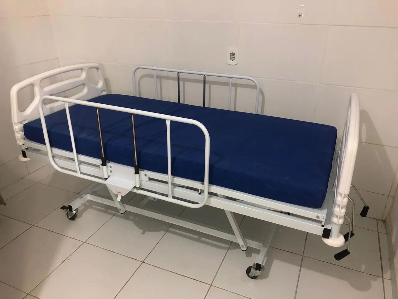 Cama hospitalar  - Foto 2
