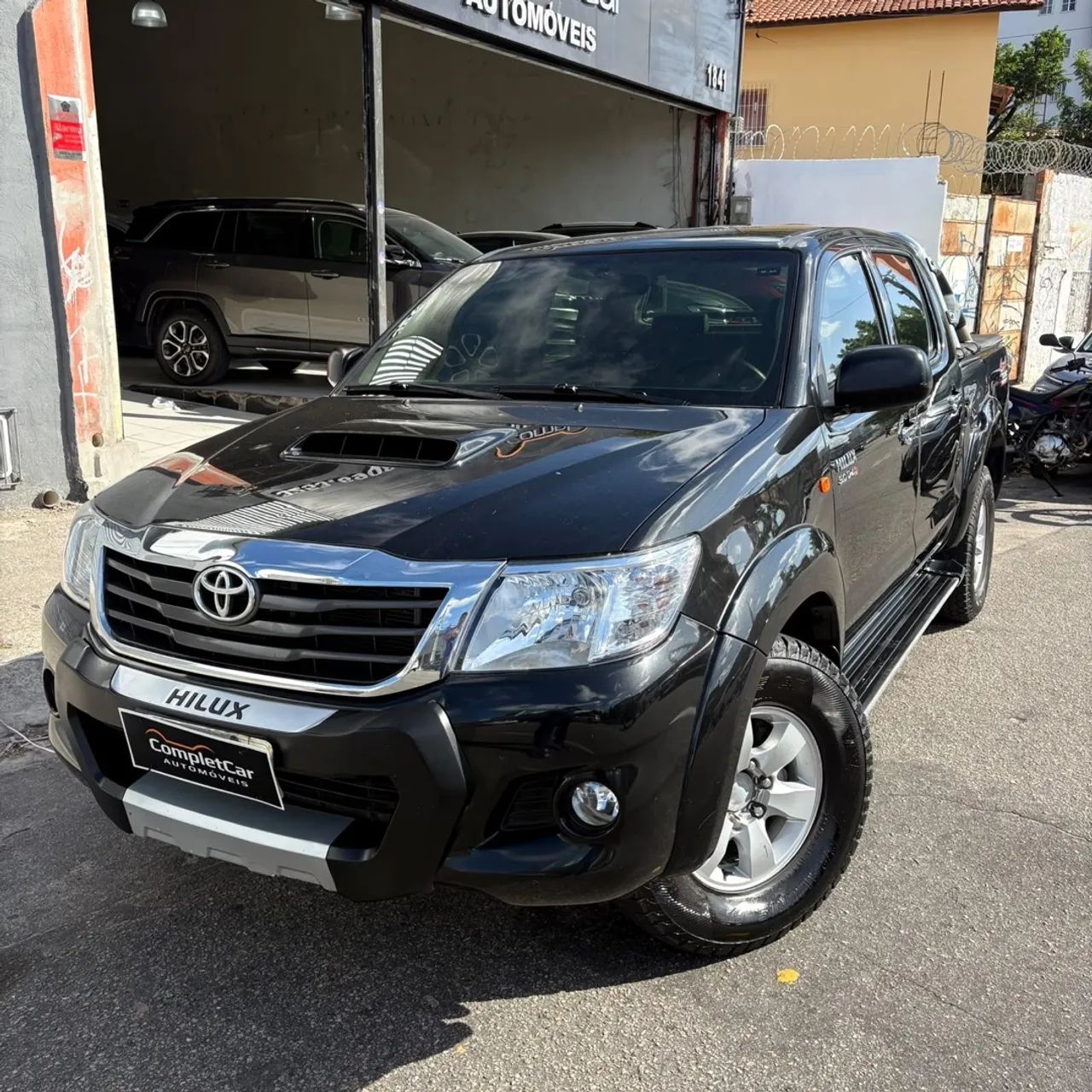 Toyota Hilux Hilux CD SR D4-D 4x4 3.0 TDI Dies Aut. 2014
